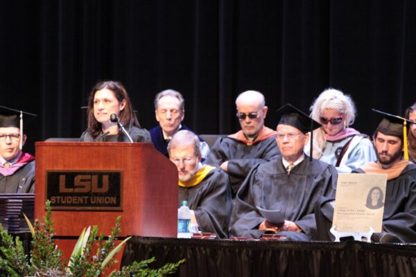 In 2012, LSU honoured her with the Distinguished Alumni Award, where she also delivered the commencement speech, reflecting her deep commitment to education and mentorship. In 2022, Suzan was named LSU’s College of Art & Design Nadine Russell Chair. 