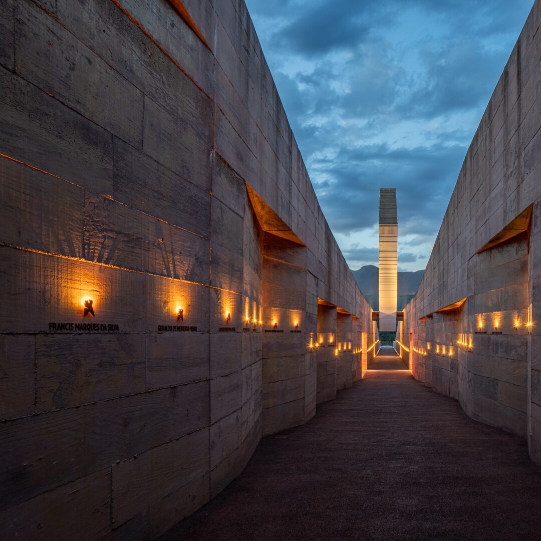 Pedro Mascaro and Leo Drumond/Nitro