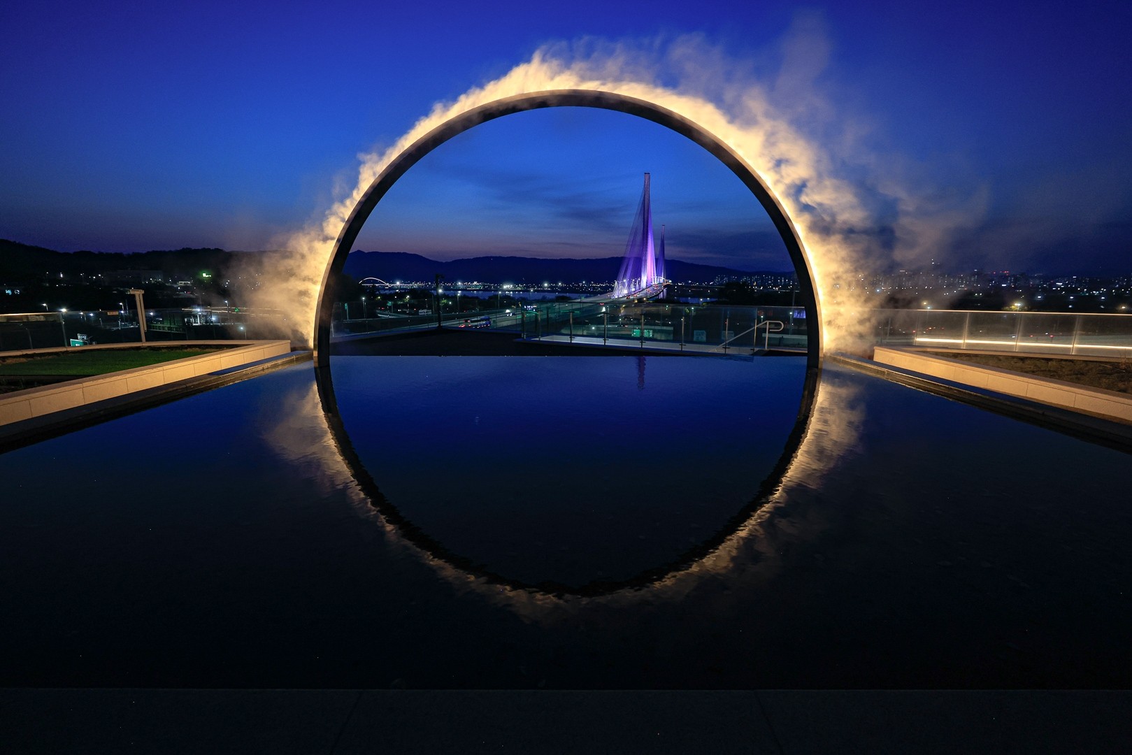 k*1様 refrection art リフレクションアート 星の軌跡 LIT Lighting Design Awards 2026 - Interview with James Tapscott on